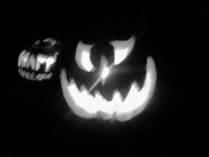 GraphicsByLiz_HalloweenPumpkins_Aug2008_thumbnail